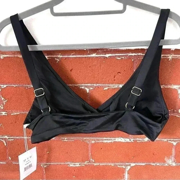Andie Belmar Bikini Top in Black Size M - Picture 5 of 11
